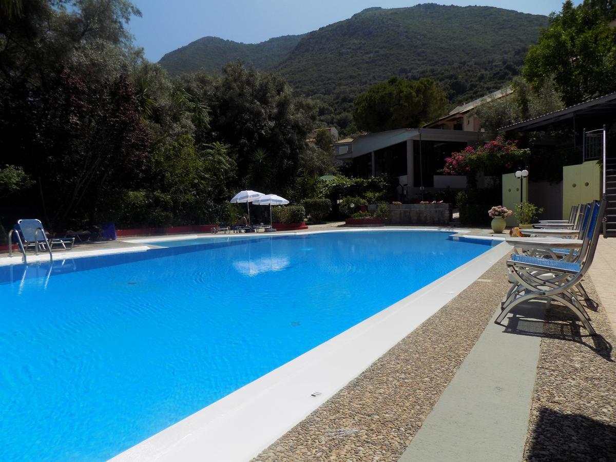 Lefkas Blue Hotel Nikiana Exterior foto